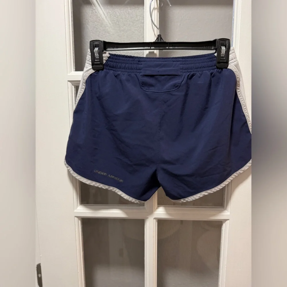 Women’s SMU Under Armour shorts - Picture 2 of 4